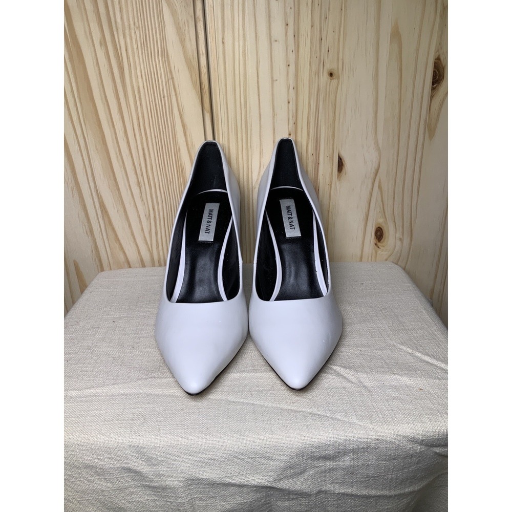 Matt & Nat White And Black Block Heel Pump Size‎ 41 Women's Brand New - Vegan